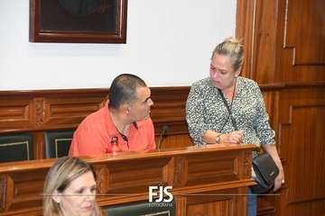 Pobre estampa de la oposición de Telde en el Pleno/Francisco Javier Santana y TA.